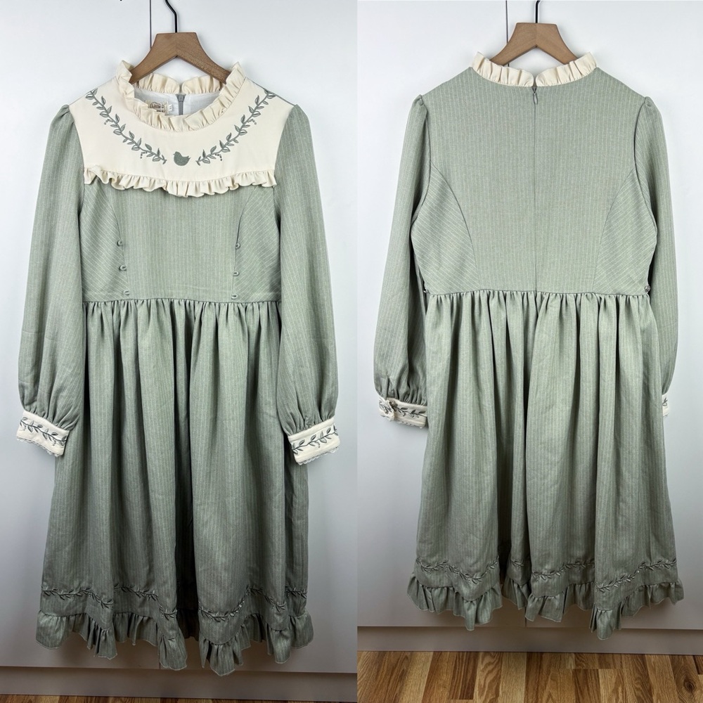 Lolita Little Dipper Sage Green Embroidered Ruffle Lace Long Sleeve Midi Dress - Picture 2 of 8